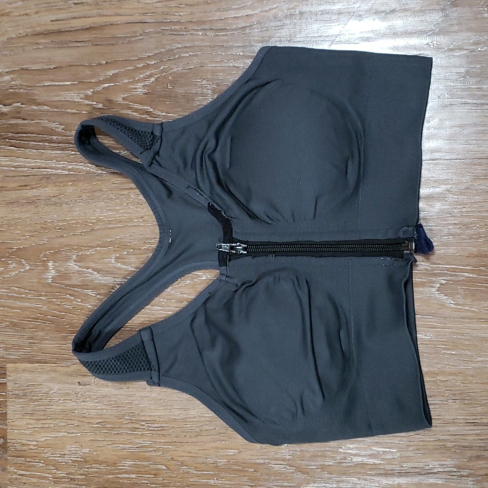 (M) Racerback Sports Bra Padded Support Workout Gym Sporty Activewear Athletic